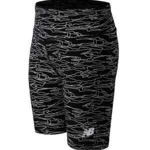 NB size 14/16 Printed Performance black bike shorts.